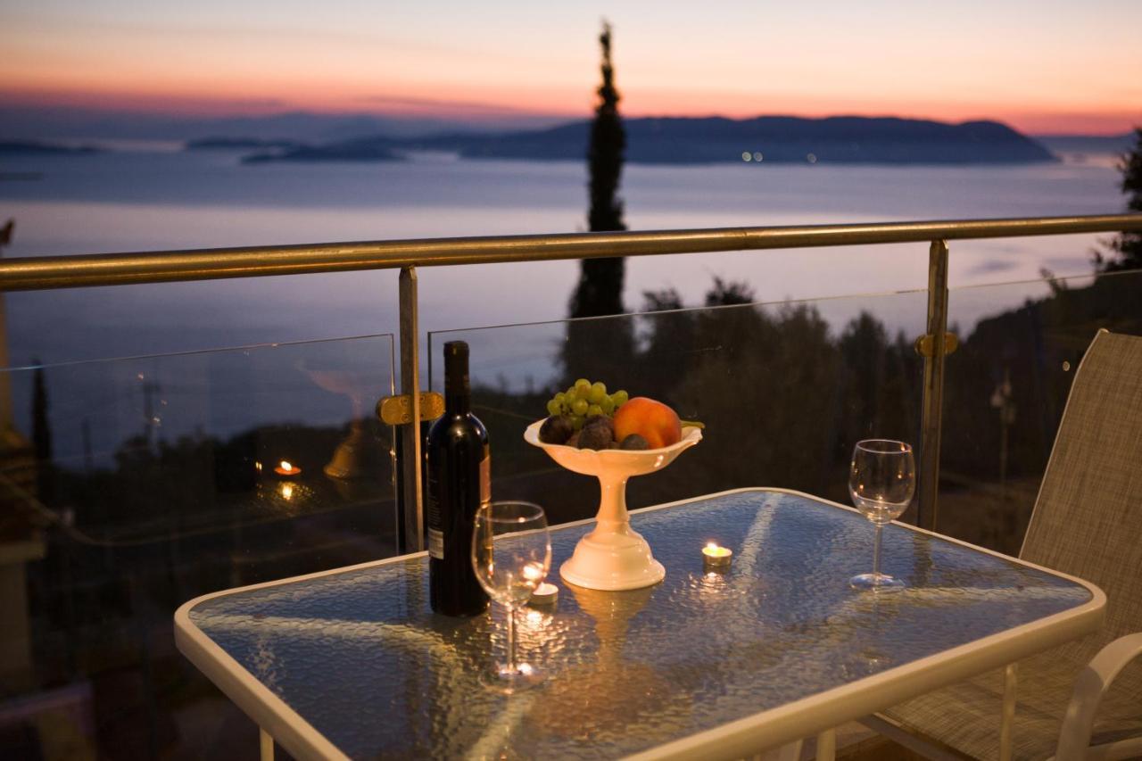 Axion Esti Apartments Skopelos Town Exterior photo