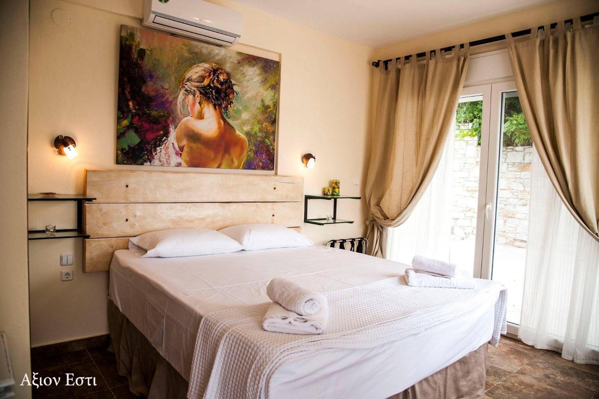 Axion Esti Apartments Skopelos Town Exterior photo