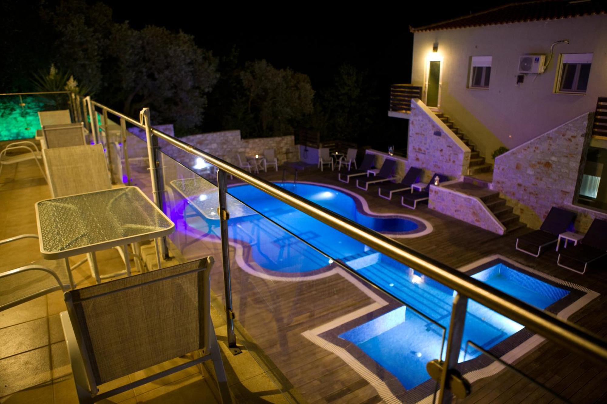 Axion Esti Apartments Skopelos Town Exterior photo