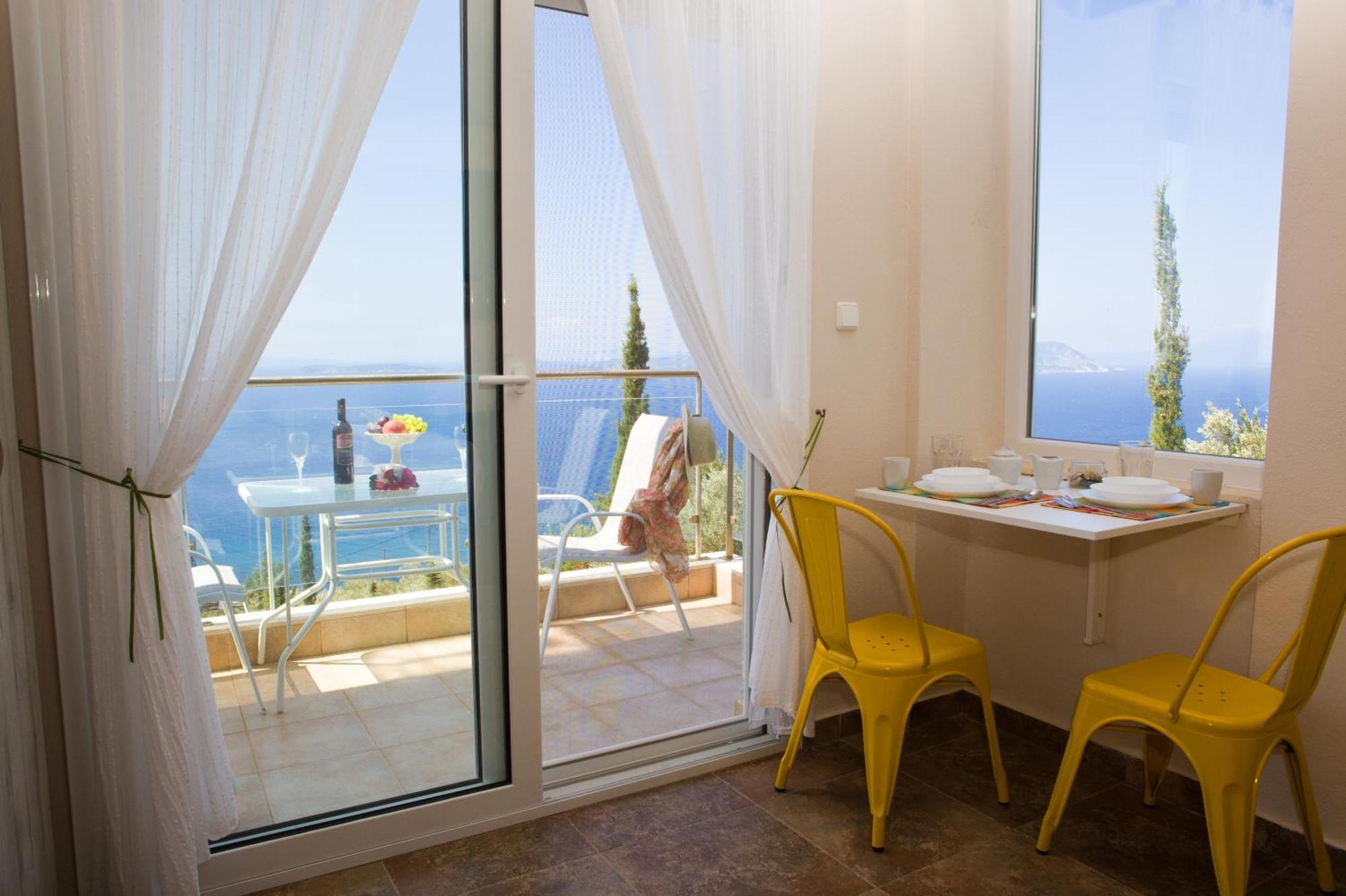 Axion Esti Apartments Skopelos Town Room photo