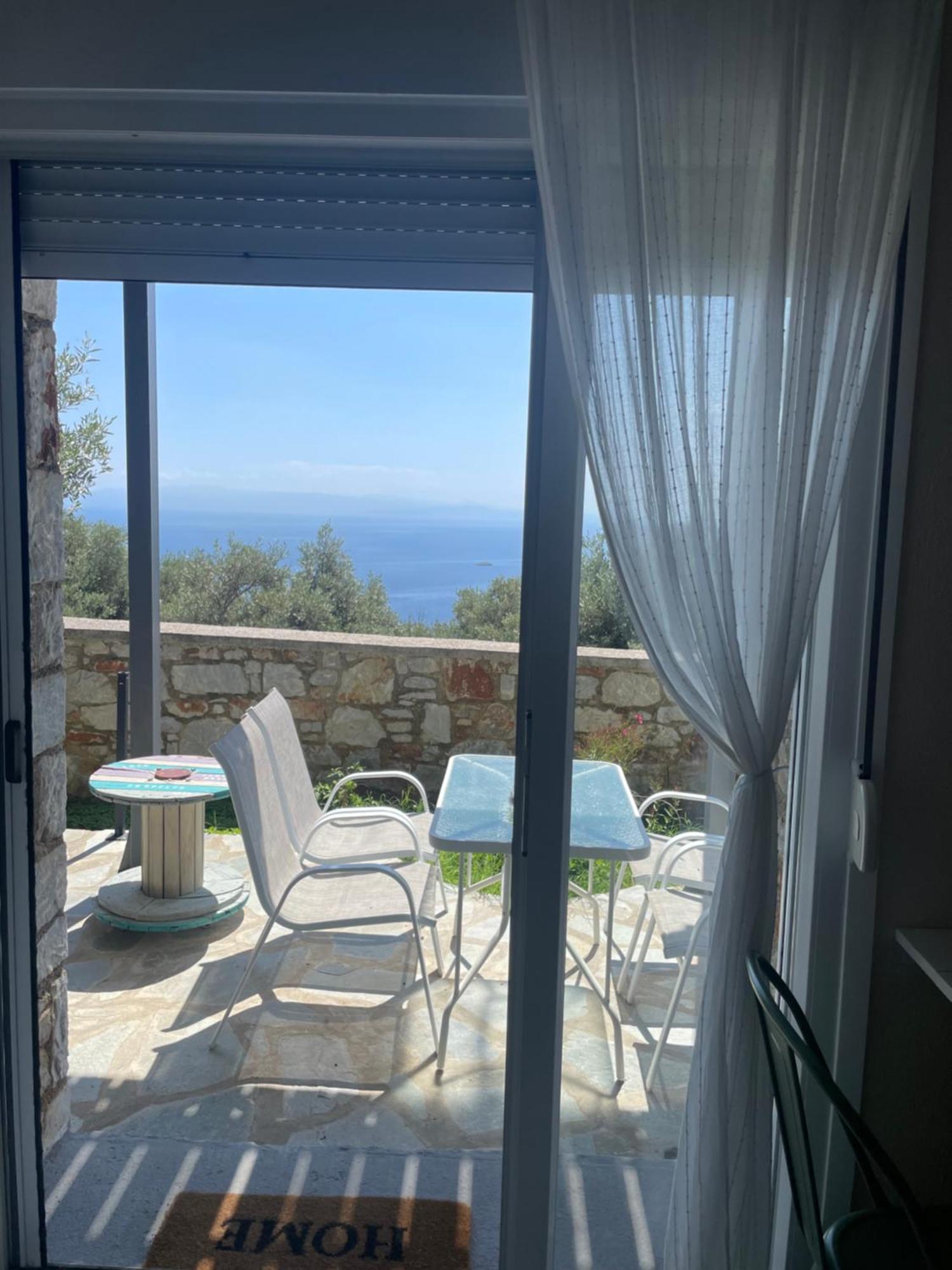 Axion Esti Apartments Skopelos Town Exterior photo